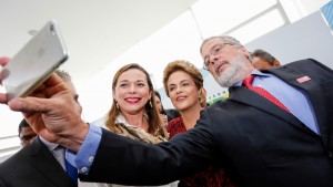 Brasília - DF, 11/01/2016. Presidenta Dilma Rousseff durante cerimônia de sanção do marco legal da ciência, tecnologia e inovação e lançamento da chamada universal no Palácio do Planalto. Foto: Ichiro Guerra/PR